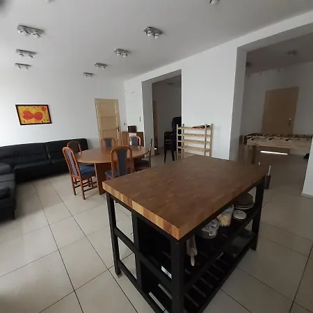 Mulató Utca 1, 8 Személyre Appartamento *