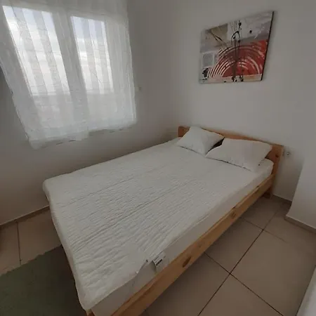 Mulato Utca 1, 8 Szemelyre Apartment Vonyarcvashegy