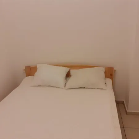 Mulato Utca 1, 8 Szemelyre Apartment Vonyarcvashegy